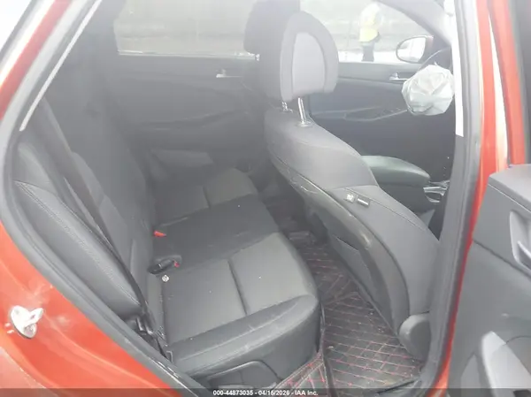 KM8J3CA47HU388021 2017 HYUNDAI TUCSON - Image 8