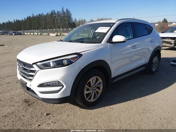 KM8J3CA47HU410616 2017 HYUNDAI TUCSON - Image 2