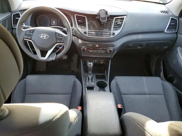 KM8J3CA47HU414620 2017 HYUNDAI TUCSON - Image 8