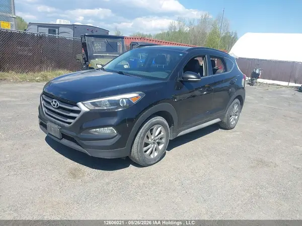 KM8J3CA47HU424385 2017 HYUNDAI TUCSON - Image 2