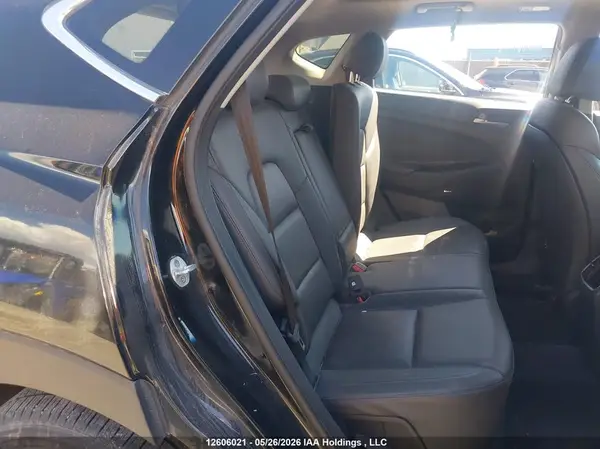 KM8J3CA47HU424385 2017 HYUNDAI TUCSON - Image 8