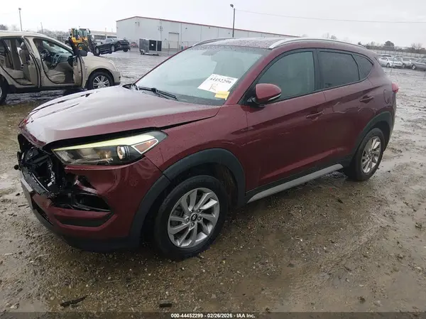 KM8J3CA47HU425942 2017 HYUNDAI TUCSON - Image 2