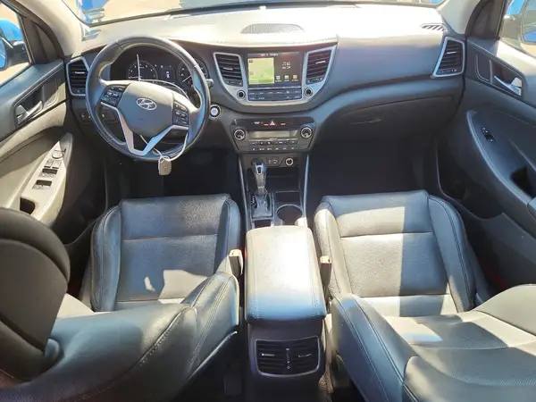 KM8J3CA47HU430039 2017 HYUNDAI TUCSON - Image 8