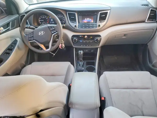 KM8J3CA47HU436570 2017 HYUNDAI TUCSON - Image 8