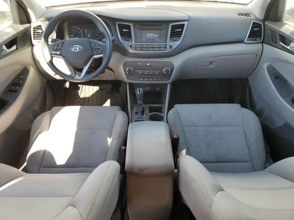 KM8J3CA47HU437850 2017 HYUNDAI TUCSON - Image 8