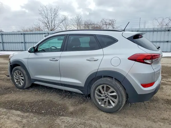 KM8J3CA47HU441753 2017 HYUNDAI TUCSON - Image 2