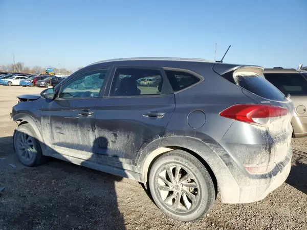 KM8J3CA47HU445804 2017 HYUNDAI TUCSON - Image 2