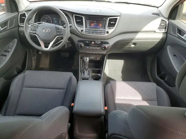 KM8J3CA47HU447424 2017 HYUNDAI TUCSON - Image 8