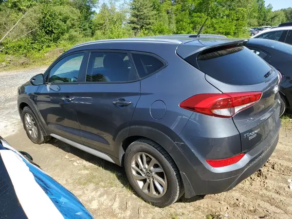 KM8J3CA47HU456690 2017 HYUNDAI TUCSON - Image 2