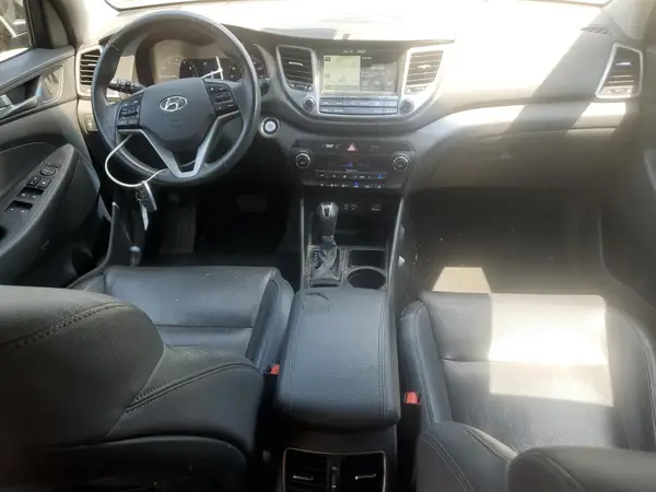 KM8J3CA47HU458858 2017 HYUNDAI TUCSON - Image 8