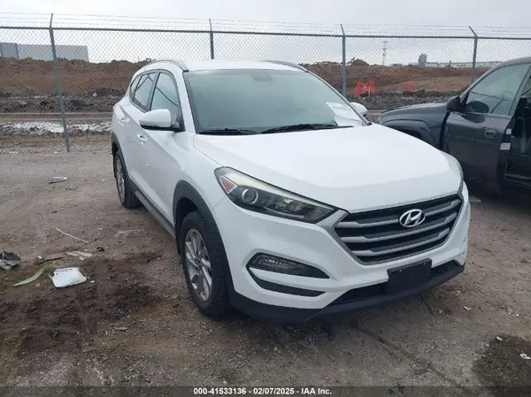 KM8J3CA47HU464613 2017 HYUNDAI TUCSON - Image 1