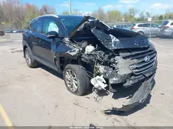 KM8J3CA47HU468094 2017 HYUNDAI TUCSON