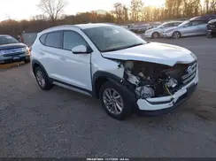 KM8J3CA47HU475384 2017 HYUNDAI TUCSON