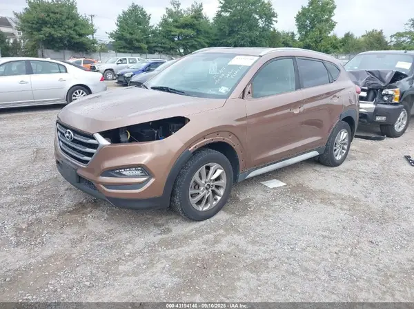 KM8J3CA47HU482464 2017 HYUNDAI TUCSON - Image 2
