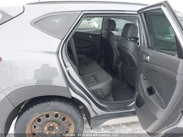 KM8J3CA47HU514006 2017 HYUNDAI TUCSON - Image 8