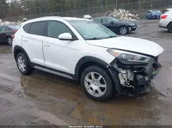KM8J3CA47HU515866 2017 HYUNDAI TUCSON