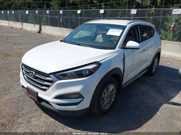 KM8J3CA47HU516287 2017 HYUNDAI TUCSON - Image 2