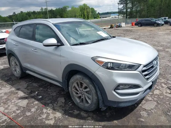 KM8J3CA47HU522428 2017 HYUNDAI TUCSON - Image 1