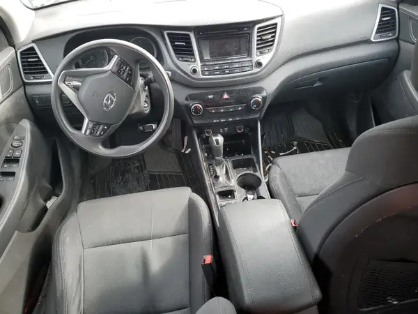 KM8J3CA47HU524518 2017 HYUNDAI TUCSON - Image 8