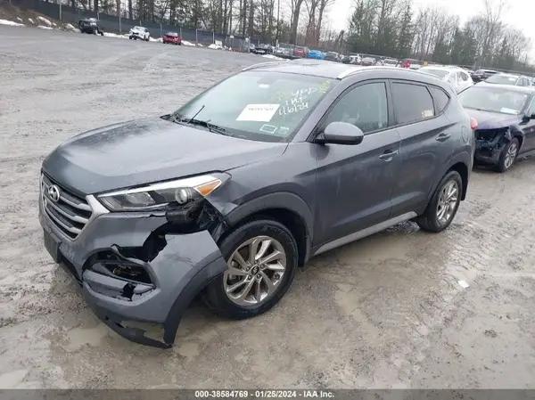 KM8J3CA47HU572696 2017 HYUNDAI TUCSON - Image 2