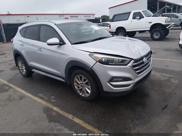 KM8J3CA47HU583407 2017 HYUNDAI TUCSON - Image 1