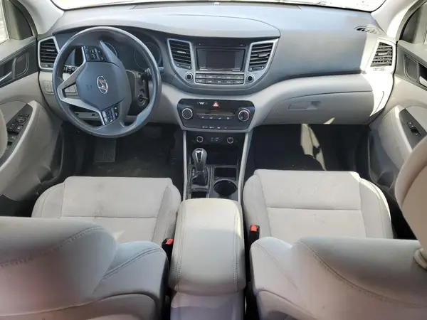 KM8J3CA47HU584041 2017 HYUNDAI TUCSON - Image 8