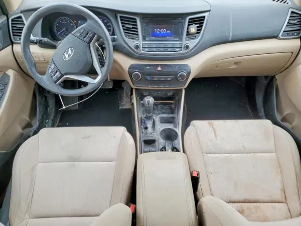 KM8J3CA47HU588025 2017 HYUNDAI TUCSON - Image 8