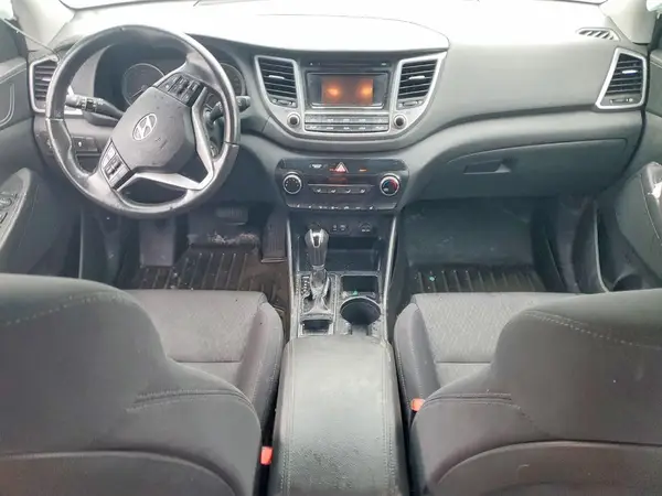 KM8J3CA47HU592771 2017 HYUNDAI TUCSON - Image 8