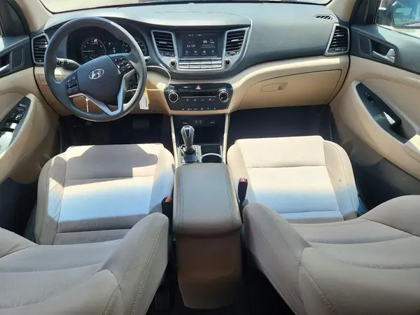 KM8J3CA47JU601376 2018 HYUNDAI TUCSON - Image 8