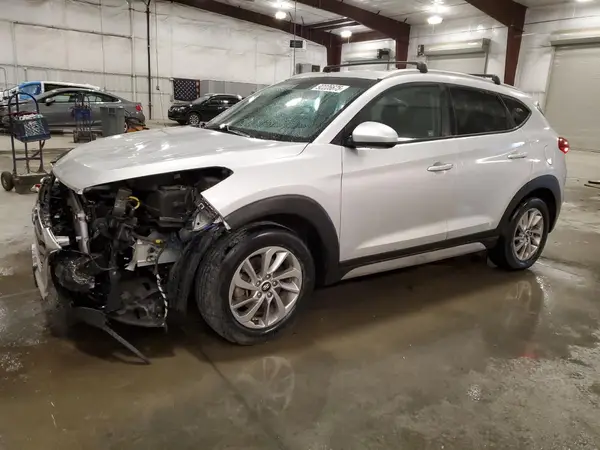 KM8J3CA47JU603791 2018 HYUNDAI TUCSON - Image 1