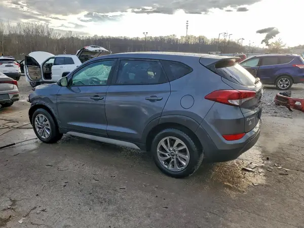 KM8J3CA47JU606111 2018 HYUNDAI TUCSON - Image 2