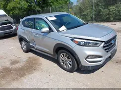 KM8J3CA47JU606688 2018 HYUNDAI TUCSON