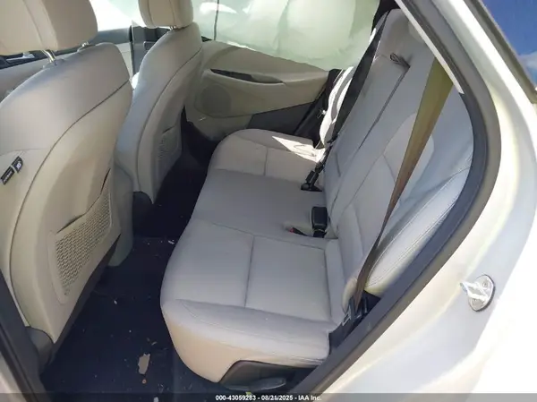 KM8J3CA47JU606688 2018 HYUNDAI TUCSON - Image 8