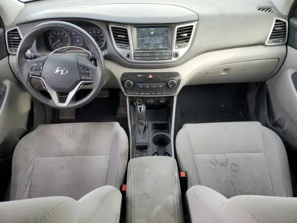 KM8J3CA47JU626052 2018 HYUNDAI TUCSON - Image 8