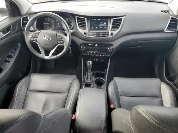 KM8J3CA47JU634118 2018 HYUNDAI TUCSON - Image 8