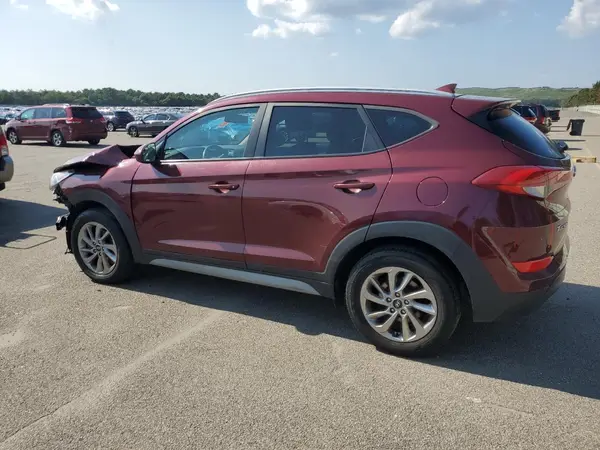 KM8J3CA47JU637696 2018 HYUNDAI TUCSON - Image 2
