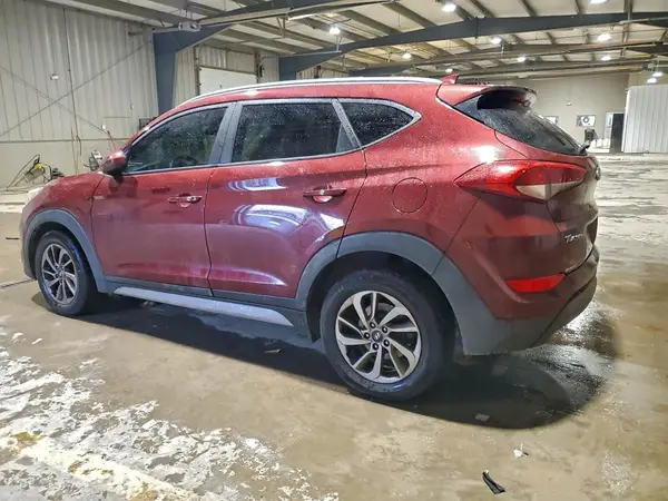 KM8J3CA47JU642543 2018 HYUNDAI TUCSON - Image 2