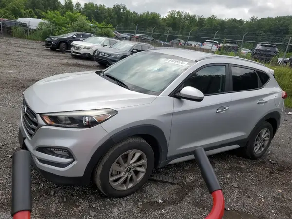 KM8J3CA47JU651761 2018 HYUNDAI TUCSON - Image 1