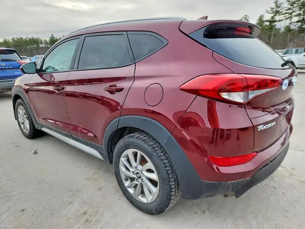 KM8J3CA47JU655356 2018 HYUNDAI TUCSON - Image 2