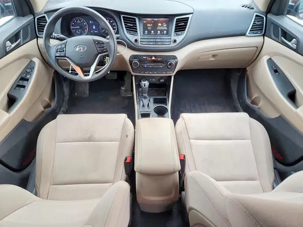 KM8J3CA47JU655356 2018 HYUNDAI TUCSON - Image 8
