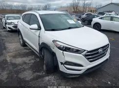 KM8J3CA47JU668866 2018 HYUNDAI TUCSON