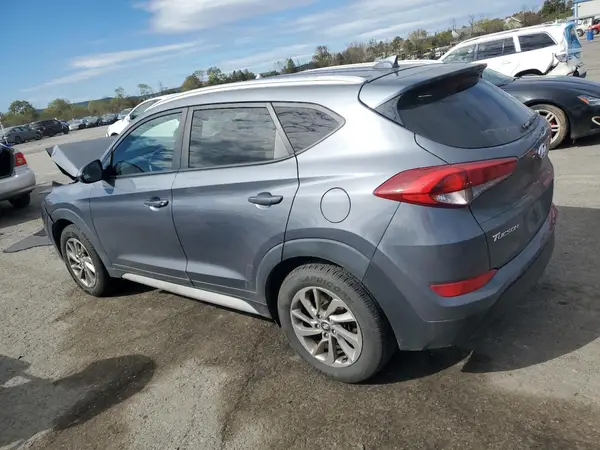 KM8J3CA47JU669158 2018 HYUNDAI TUCSON - Image 2