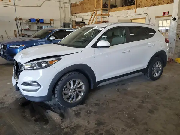 KM8J3CA47JU670570 2018 HYUNDAI TUCSON - Image 1