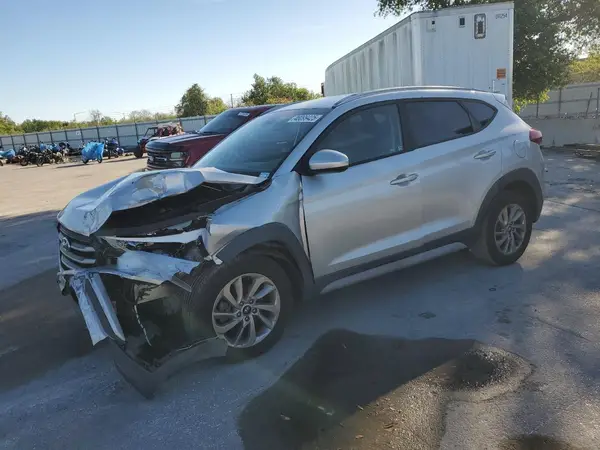 KM8J3CA47JU674781 2018 HYUNDAI TUCSON - Image 1