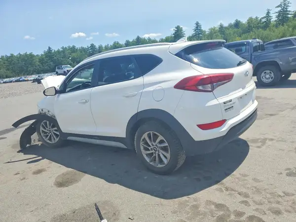 KM8J3CA47JU684310 2018 HYUNDAI TUCSON - Image 2