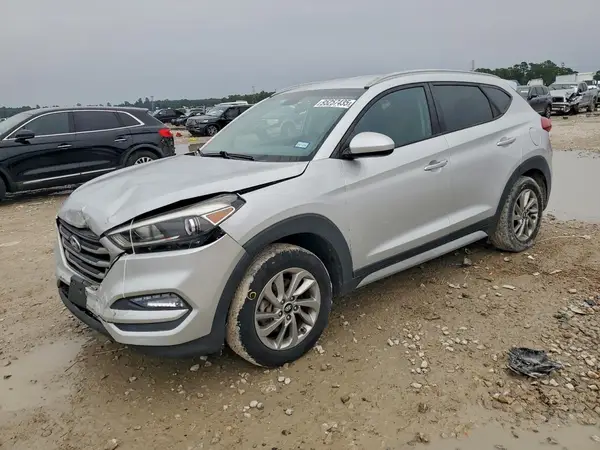 KM8J3CA47JU693346 2018 HYUNDAI TUCSON - Image 1