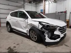 KM8J3CA47JU707147 2018 HYUNDAI TUCSON