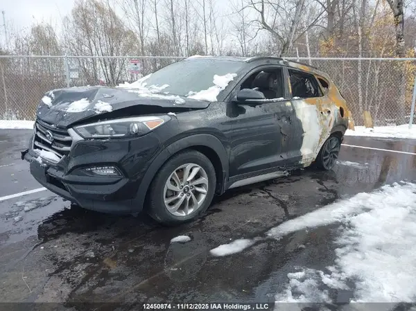 KM8J3CA47JU725129 2018 HYUNDAI TUCSON - Image 2