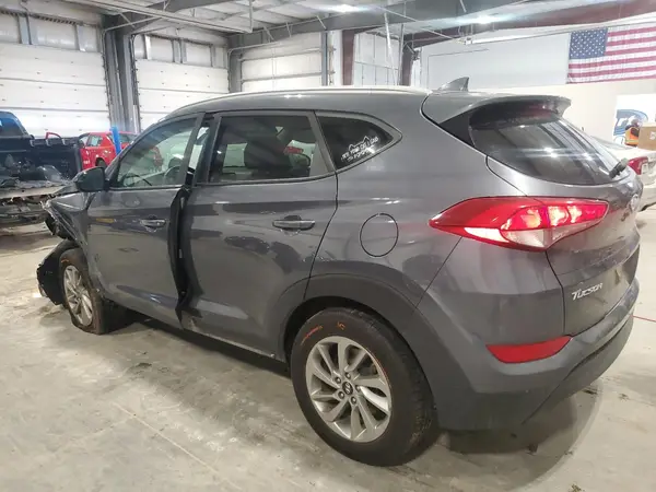 KM8J3CA47JU730444 2018 HYUNDAI TUCSON - Image 2