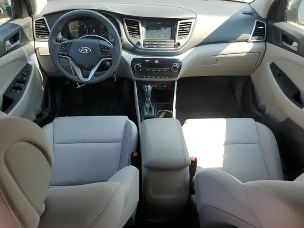 KM8J3CA47JU741203 2018 HYUNDAI TUCSON - Image 8